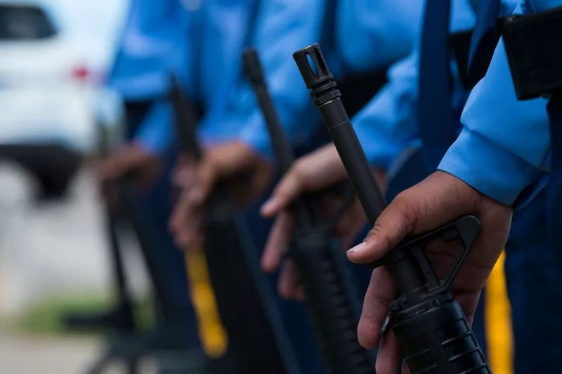 국가 평화 경찰 기념식: 사이판에서 100명 이상의 전사 경찰관 기려